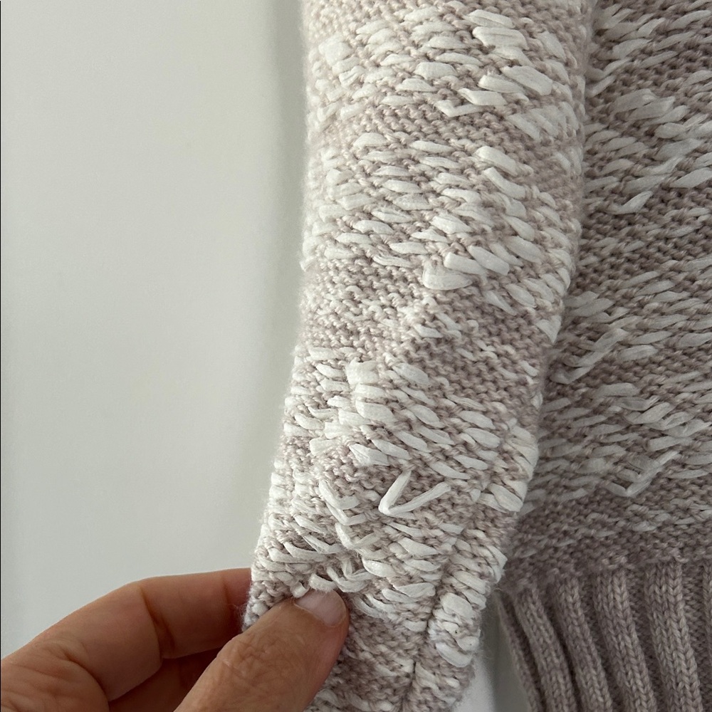 Club Monaco Beige and White Cardigan with Fringe - Picture 6 of 7